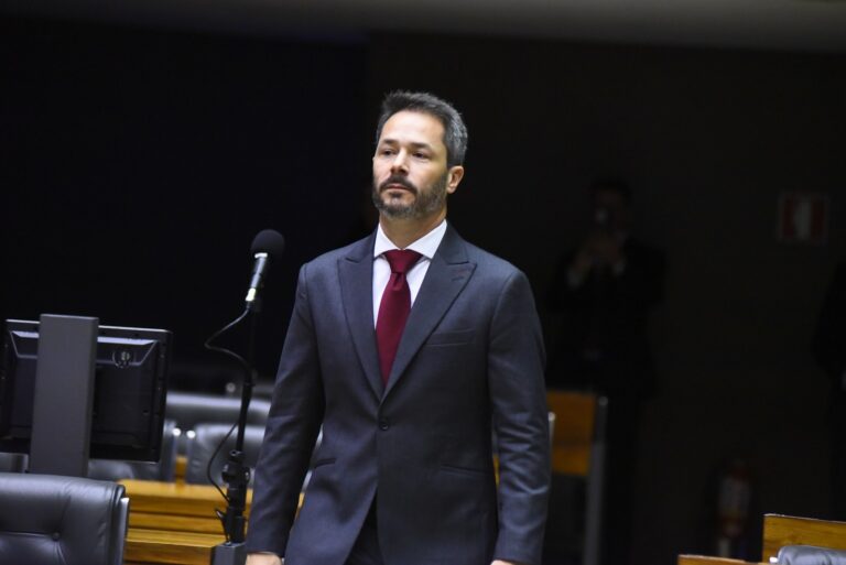 Relator defende uso de dinheiro apreendido para investir em saneamento