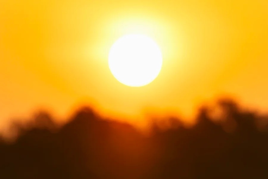 Calor volta com força e semana começa de sol em Santa Rita do Passa Quatro