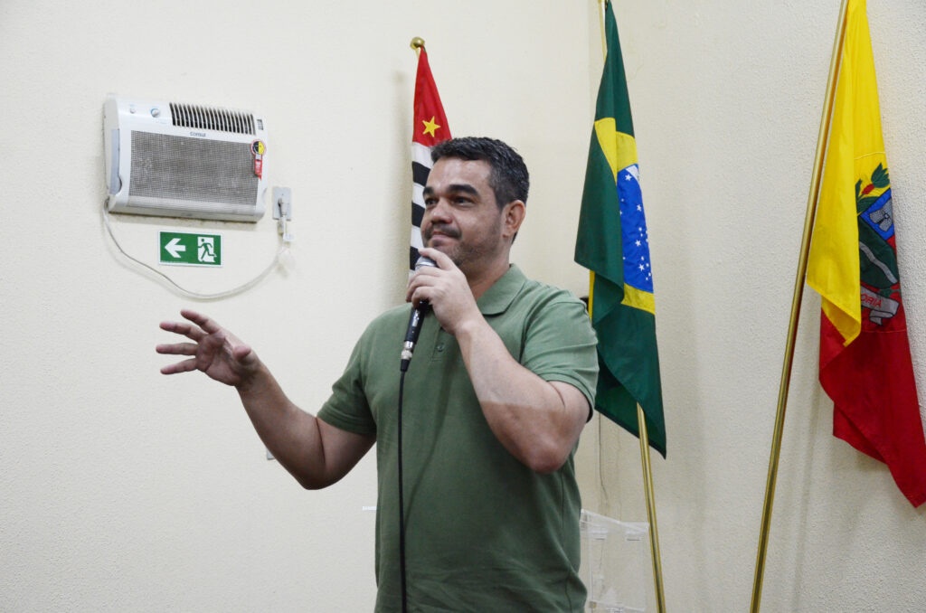 Câmara marca julgamento que pode derrubar prefeito da região